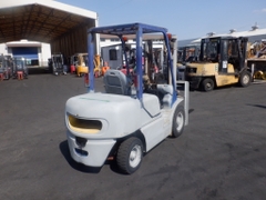 Xe nâng Komatsu FD25C-14 sức nâng 2,5 tấn số sàn nhập Nhật giá Giá cực tốt