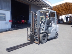 Xe nâng 2,5 tấn NISSAN Y1F2A25 Y1F2-005725