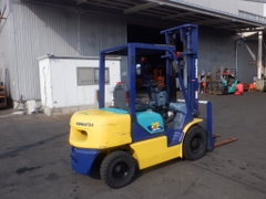 XE NÂNG XĂNG KOMATSU FD25T-14 550644  LH:096.235.1368
