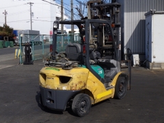 Xe nâng xăng Komatsu FG25T-16 dịch giá, tháp 4m Xe đẹp, giá rẻ