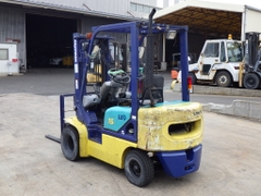 Xe Nâng 1,5 Tấn Komatsu FD15C-16 số sàn, lốp kép, dịch giá Nhập Nhật Giá tốt