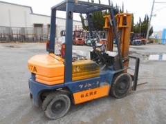 Xe nâng dầu 2 tấn TOYOTA 5FD20 số sàn, dịch giá – Giá rẻ, Nhập khẩu từ Nhật Bản