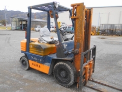 Xe nâng dầu 2 tấn TOYOTA 5FD20 số sàn, dịch giá – Giá rẻ, Nhập khẩu từ Nhật Bản