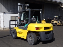 Xe nâng dầu 7 tấn Komatsu FD70-10 số tự động tháp 4m gật gù Nhập Nhật