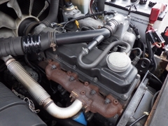 Xe nâng dầu 2,5 tấn NISSAN  Y1F2A25 số tự động, gật gù, nâng cao 4 m đời 2011