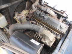 Xe nâng dầu 2,5 tấn Komatsu FD25-11 số sàn, gật gù lốp kép, tháp 4m cực đẹp