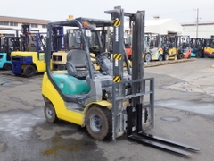 Xe nâng 1,5 tấn KOMATSU FD15T-20 số tự động đời cao, hoạt động ít giờ