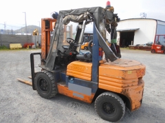 Xe nâng dầu 3 tấn TOYOTA 5FD30 số tự động, nâng cao 3 m. Xe cực chất, giá tốt