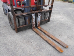 Xe nâng dầu 7 tấn NISSAN  DF05A70 sản xuất 1996. Xe chất, giá rẻ