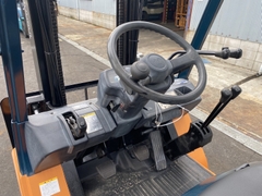 Xe nâng dầu 2 tấn TOYOTA 7FD20 số sàn nhập khẩu từ Nhật giá rẻ