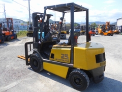 Xe nâng dầu 2,5 tấn SUMITOMO 11-FD25PVIXA số tự động, mâm xoay cực đẹp nhập Nhật