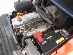 Xe nâng dầu 2,5 tấn TOYOTA 8FD25 số sàn, gật gù (lật đổ), lốp kép, nâng cao 4 m