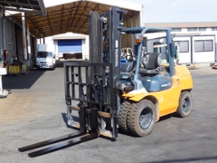 Xe nâng dầu 3,5 tấn TOYOTA 7FD35 số sàn, lốp kép, gật gù siêu đẹp đời 2014