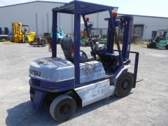 Xe nâng dầu 2 tấn Komatsu FD20-11 số tự động Nhập Nhật giá rẻ