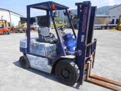 Xe nâng dầu 2 tấn Komatsu FD20-11 số tự động Nhập Nhật giá rẻ