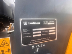 Xúc lật cũ LIUGONG 835H–Gầu 2,3 khối–Đời 2020 Máy hoạt động ít, như mới