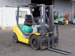 Xe nâng dầu 2 tấn KOMATSU FD20T-16 số tự động, dịch giá nhập Nhật