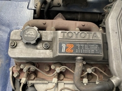 Xe nâng dầu 2,5 tấn TOYOTA 5FD25 số sàn dịch giá nhập Nhật giá tốt