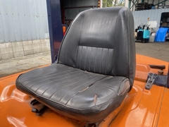 Xe nâng dầu 2,5 tấn TOYOTA 5FD25 số sàn dịch giá nhập Nhật giá tốt