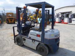 Xe nâng Komatsu 1,5 tấn FD15-15 số sàn, xe nhập Nhật, giá rẻ