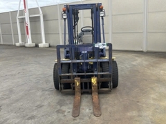 Xe nâng Komatsu FD25T-12 số tự động lốp kép gật gù nhập Nhật