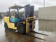 Xe nâng 5 tấn KOMATSU FD50AT-7 số tự động nhập Nhật cực chất lượng