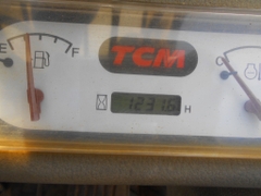 Xe nâng 2,5 tấn TCM FD25C3 số sàn, chạy 1231 giờ siêu đẹp Nhập Nhật