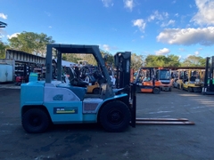 Xe nâng 4 tấn SUMITOMO FD40PBXI cực đẹp đời 2012