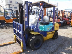 xe nâng Nhật bãi Komatsu FD25W-12 số sàn, gật gù, lốp kép siêu đẹp