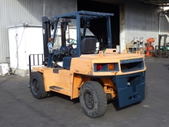 Xe nâng 6 tấn KOMATSU FD60-5 nhập Nhật. Xe đẹp, hoạt động ít giờ