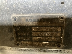 Xe nâng 3 tấn KOMATSU FD30-11 số sàn dịch giá Nhật bãi