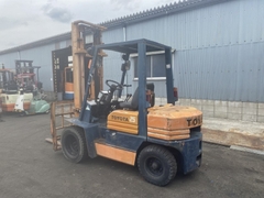 XE NÂNG DẦU TOYOTA 5FD25 74457 Hotline: 096.235.1368