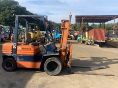 XE NÂNG DẦU TOYOTA 5FD25 22109 Hotline: 096.235.1368