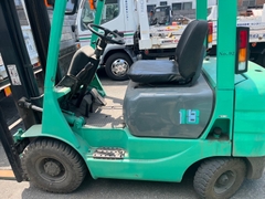 Xe nâng 1,8 tấn Mitsubishi FD18 số tự động