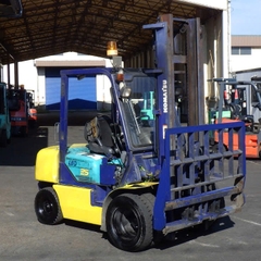 Xe nâng dầu 2.5 tấn Komatsu FD25C-12 gật gù lốp kép (Số sàn)
