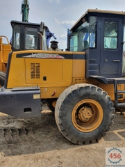 BÁN XÚC LẬT CŨ GẦU 1,7 KHỐI XCMG LW300F ĐỜI 2013