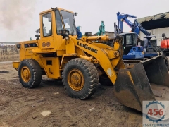 MÁY XÚC LẬT LIUGONG ZL30E ĐỜI 2014