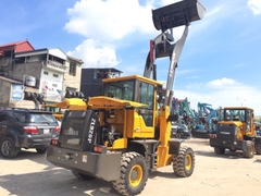 Máy xúc lật cần dài gầu 1 m3, xúc lật đổ cao Lehman 926. Giá rẻ nhất
