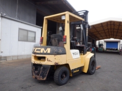 XE NÂNG NHẬT BÃI TCM FD25Z5- 096.235.1368