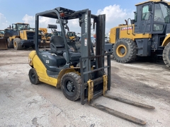 XE NÂNG DẦU KOMATSU FD25T-17 331615 LH:096.235.1368