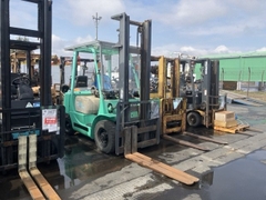 XE NÂNG DẦU MITSUBISHI FD25 F18B-52356  LH:096.235.1368