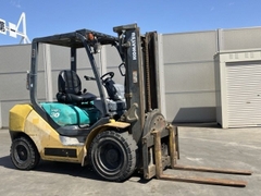 XE NÂNG DẦU KOMATSU FD30T-16 732375 LH:096.235.1368