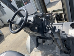 XE NÂNG DẦU NISSAN YL02M25 003702