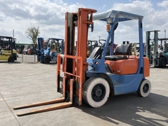 XE NÂNG DẦU MITSUBISHI FD20 F18B-00835