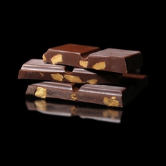 Sô cô la - Chocolate with Nuts / BA45