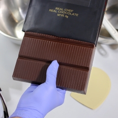 Bitter Couverture Chocolate 77% / Block 1kg