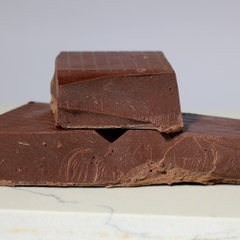 Milk Couverture Chocolate 36% / Block 1kg