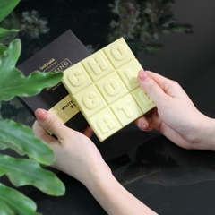 Amazing White Chocolate 31% 80g