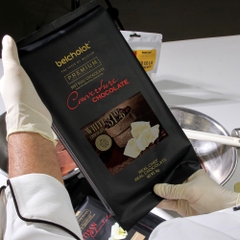 White Couverture Chocolate 31% / Block 1kg