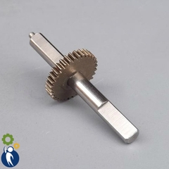 Bánh Răng Thép Trục 5mm 32 Răng 0.5M Có Thanh Trục